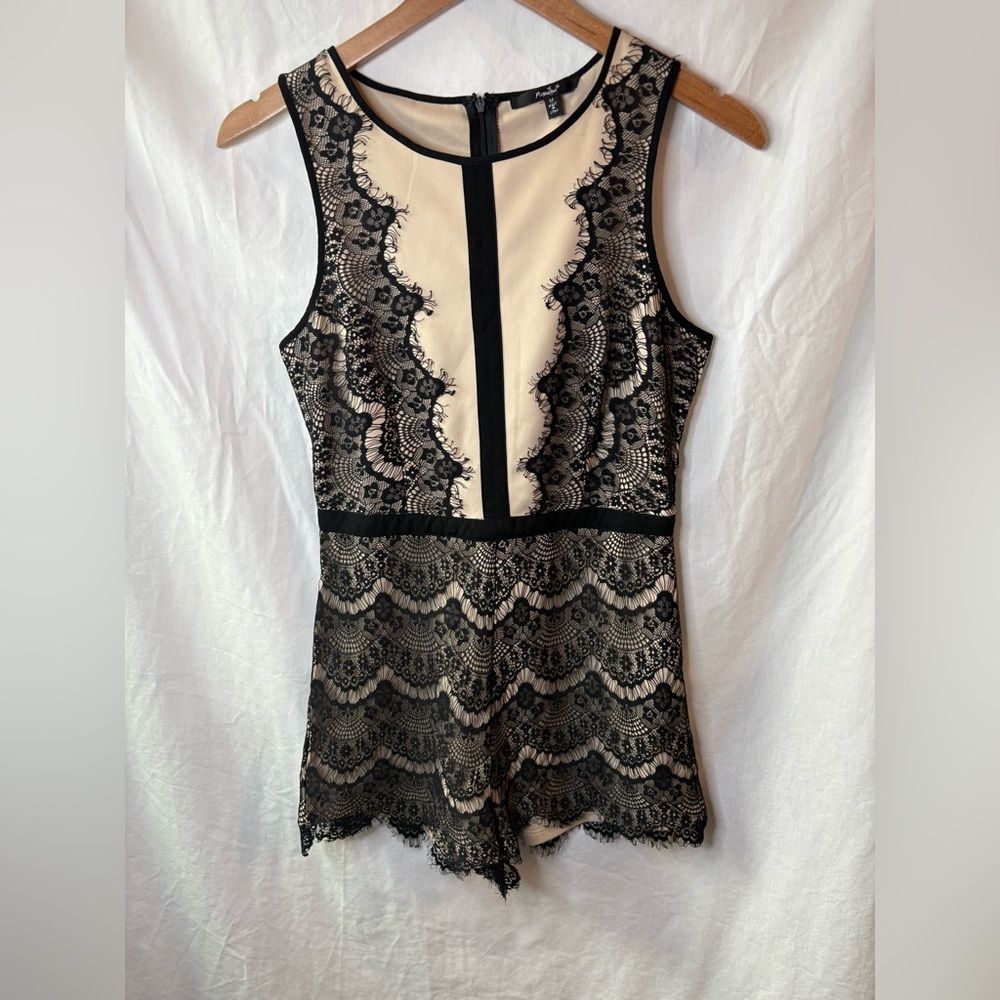 Papaya Elegant Black Lace and Cream Romper Size Medium
